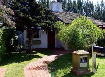 Casa · 140m² · 3 Ambientes · Casa en Venta Country Banco Provincia Permuta