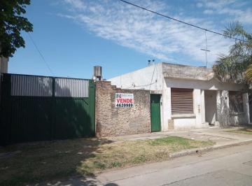 Casa · 135m² · 4 Ambientes · Casa - Roque Saenz Peña