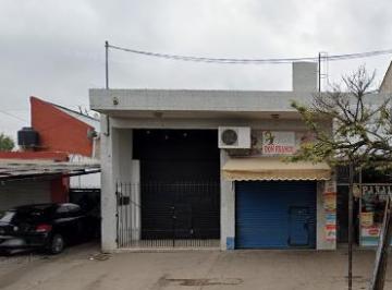 Local comercial , Esteban Echeverría · Muy Buen Local en Zona Comercial