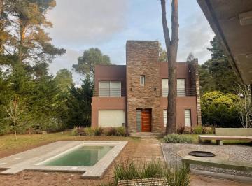 Casa de 4 ambientes, Mar de las Pampas · Casa en Venta " Mar de Las Pampas"