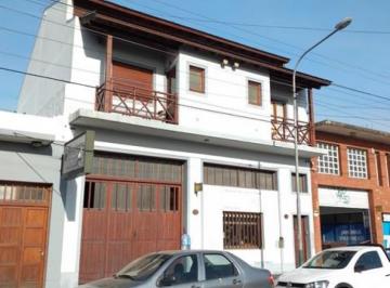 Departamento · 626m² · 3 Ambientes · Local - Deposito - 2 Departamentos - Salida a Dos Calles