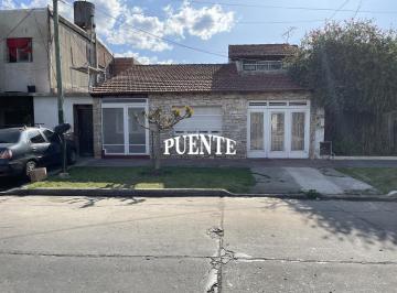 Casa · 131m² · 4 Ambientes · 2 Cocheras · Casa - Lomas de Zamora Oeste