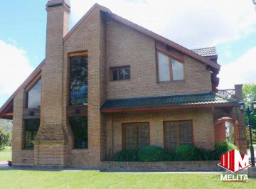Casa de 6 ambientes, Esteban Echeverría · Saint Thomas Country Club
