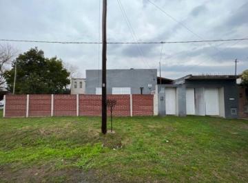 Casa · 55m² · 2 Ambientes · 1 Cochera · 46 E/ 148 y 149