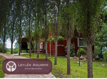 Casa · 500m² · 10 Dormitorios · 10 Cocheras · Complejo de Diez Cabañas. Villa Parque Siquiman.