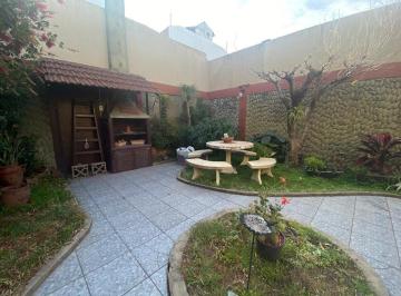PH · 135m² · 4 Ambientes · 1 Cochera · Venta! Casa en PH de 4amb - Ramos Mejia