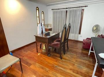 Casa · 245ha · 4 Ambientes · 2 Cocheras · Venta Casa Cuatro Ambientes Castelar Sur