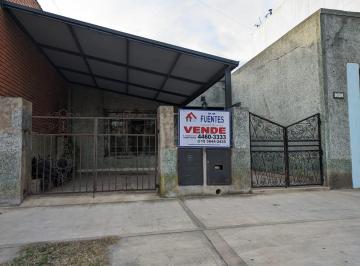 Casa de 4 ambientes, Morón · En Venta - Casa Americana Para Refaccionar