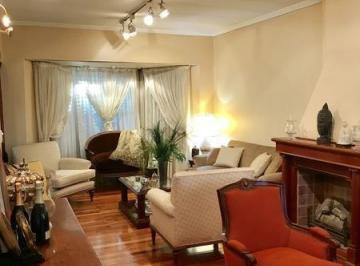 Casa de 6 ambientes, Almirante Brown · Venta Chalet 6 Ambientes en Adrogue