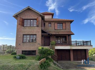 DEI-DEI-300_2 · Casa en Venta 5 Dorm. en Pinamar Zona Centro