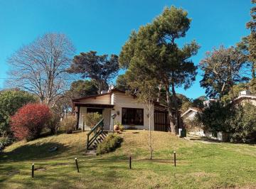 DEI-DEI-506_2 · Casa 3 Dorm. en Venta en Pinamar Zona B5