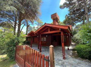 DEI-DEI-358_2 · Casa en Venta 4 Dorm. en Pinamar Zona Golf