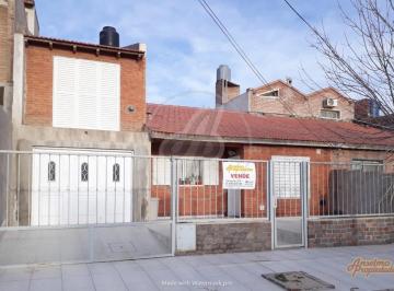 Casa · 152m² · 4 Ambientes · 2 Cocheras · Casas - Casa - Puerto Madryn