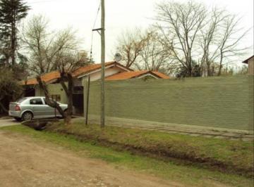 Casa de 5 ambientes, La Plata · Casa en Venta City Bell 3 Dorm.