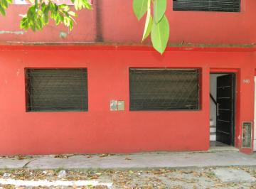 PH de 8 ambientes, Berisso · PH - Calle 3 (Ex58) Entre 125 y 126