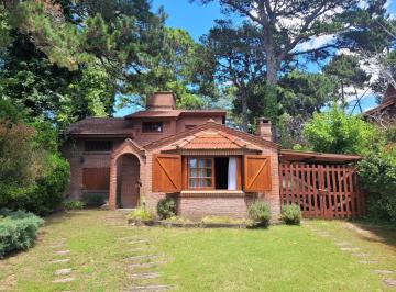 Casa · 150m² · 4 Dormitorios · 1 Cochera · Casa Venta Zona Duplex 3 Dorm. + Playroom Lote Multifamiliar