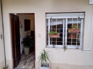 PH · 90m² · 3 Ambientes · Excelente PH S/expensas Reciclado a Nuevo!