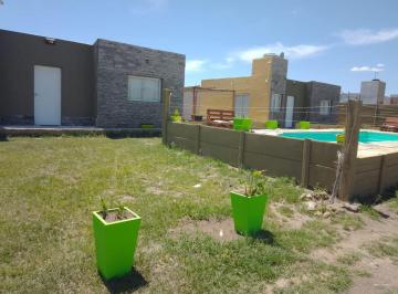 Casa · 140m² · 4 Dormitorios · 2 Cocheras · Venta, Complejo de 2 Casas con Pileta, Playas de Oro, Villa Carlos Paz