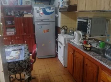 Casa · 60m² · 4 Dormitorios · 2 Cocheras · Venta - Casa + Dpto + Monoambiente - Av Peron, Villa Carlos Paz