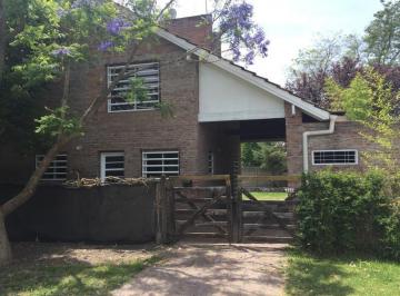 Casa · 150m² · 4 Ambientes · 2 Cocheras · Casa en Venta 3 Dorm. - City Bell