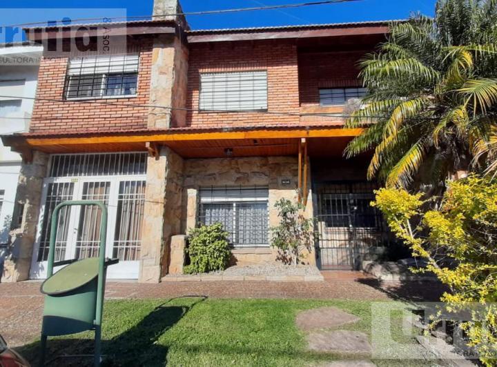 Casa · 120m² · 5 Ambientes
