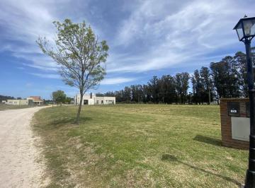 Terreno · 1600m² · Dos Lotes en Block, en Excelente Ubicación del Barrio Privado Haras del Mar.