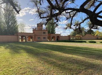 Terreno · 10000m² · Hermoso Lote en Barrio en Etapa I de Comercialización, con Inmejorable Ubicación, en Zona Rural y D