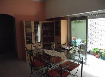 Departamento de 3 ambientes, Lanús · Venta Departamento de 3 Ambientes con Patio