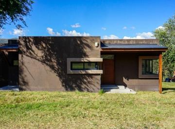 Casa de 4 ambientes, Casa Grande · Casa en Venta en Casa Grande, Barrio Fincas del Valle