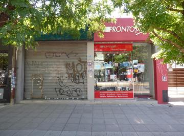 Local comercial · 130m² · 3 Ambientes · 1 Cochera · Local en Venta en City Bell