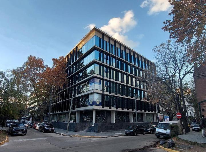 Oficina comercial · 1000m² · 16 Cocheras