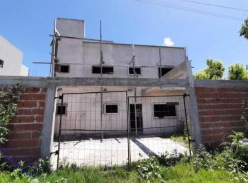 Casa de 4 ambientes, Berisso · Casa en Venta en La Plata