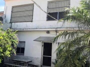 PH de 4 ambientes, Lanús · Oportunidad - Depto Tipo Casa Interno 4 Amb. con 2 Patios y Terraza