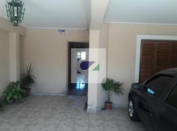 Casa · 160m² · 4 Ambientes · Casa en Venta - Barrio Copiat 2