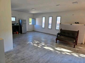 Casa · 80m² · 3 Ambientes · 1 Cochera · Oportunidad Casa en Bialet Masse con Pileta. Apta Credito