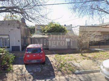 PH · 85m² · 5 Ambientes · 1 Cochera · Departamento PH en Venta Ubicado en Lomas de Zamora, G. B. a. Zona Sur