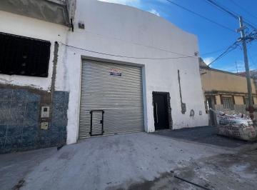Bodega-Galpón · 831m² · Importante Galpón Depósito en V. Alsina - Acepta Permuta