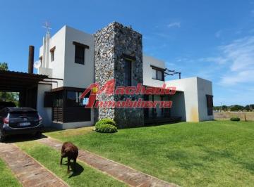 Foto1 · Alquiler y Venta de Casa de 5 Dorm. en José Ignacio