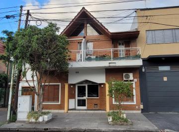 PH de 1 ambiente, Liniers · PH 1 Ambiente Lateral Luminoso Planta Baja con Patio Bajas Expensas