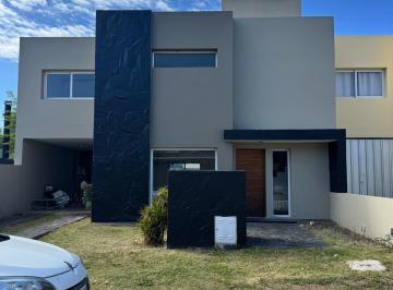 Foto · Alquiler Casa Barrio Campo de Vuelo III, Valle Escondido