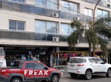 Local comercial · 45m² · Carlos Paz Vendo Local en Av Principal