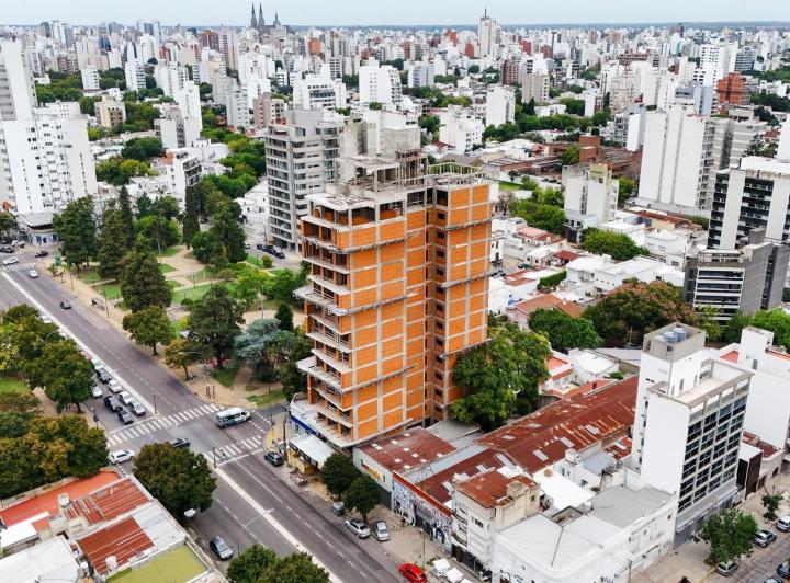 Desarrollo vertical · Torre Zennet