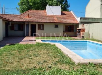Casa de 5 ambientes, La Plata · Alquiler Casa 3 Dorm. con Pileta, Calle 16 E/ 528 y 529