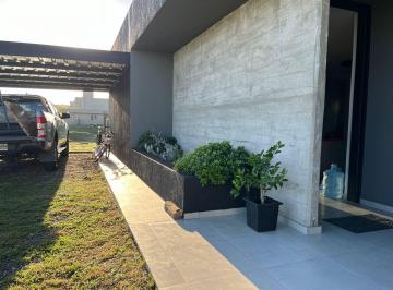 Casa de 7 ambientes, Unquillo · Vendo Casa Bª Las Corzuelas. Esta Propiedad Cuenta con Certificado Appto Bancor.