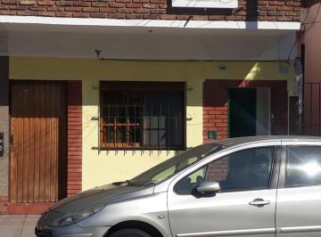 PH · 35m² · 2 Ambientes · PH 2 Ambientes 1º Piso Al Frente.