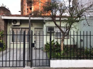 CASA 3 AMB. · Casa 3 Amb.