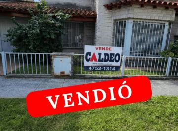 general-san-martin-villa-maipu-venta-casa-3-ambientes · Casa 3 Amb con Garaje y Parque