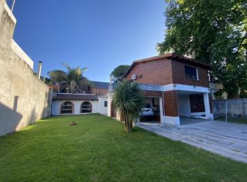 general-san-martin-jose-leon-suarez-venta-chalet-5-o-mas-ambientes · Chalet de 6 Ambientes con Gran Lote