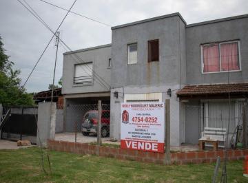Bloque de 3 dptos c/ pileta · Bloque de 3 Dptos C/ Pileta