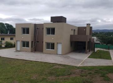 DUPLEX A ESTRENAR EN CONDOMINIO PRIVADO · Duplex a Estrenar en Condominio Privado